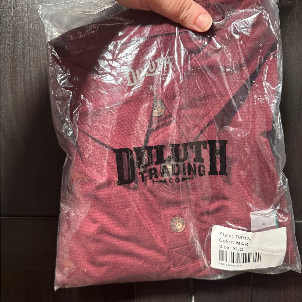 Duluth Trading Maroon Shirt XL